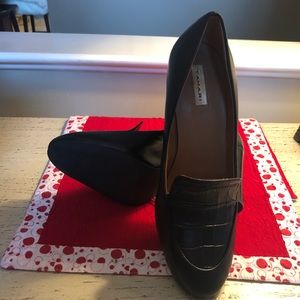 Women’s Tahari Heels